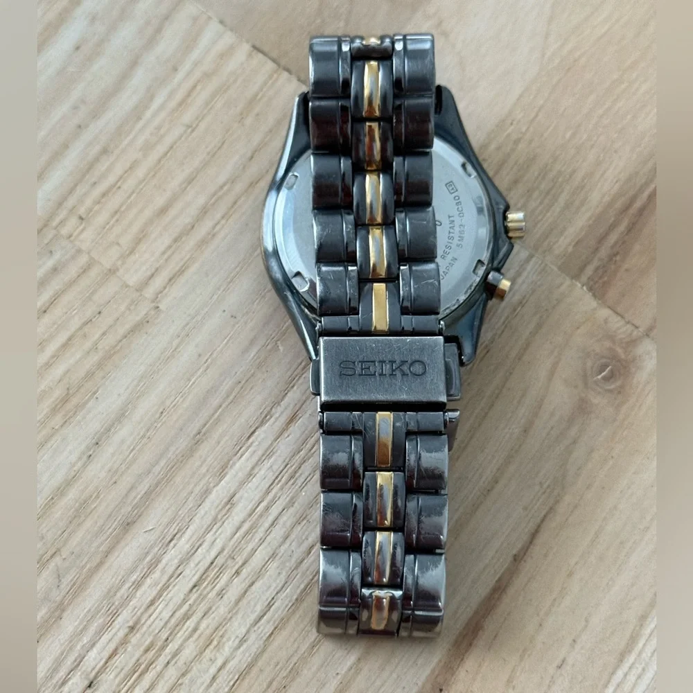 Seiko Kinetic Automatic Vintage Men’s Watch Two-Tone Bracelet Case Black Dial